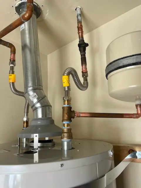 Water heater installation and plumbing repair in Hillcrest Manor
